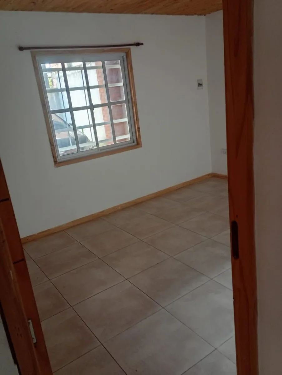 Casa 2 Dormitorios en Venta en Dolores foto 3