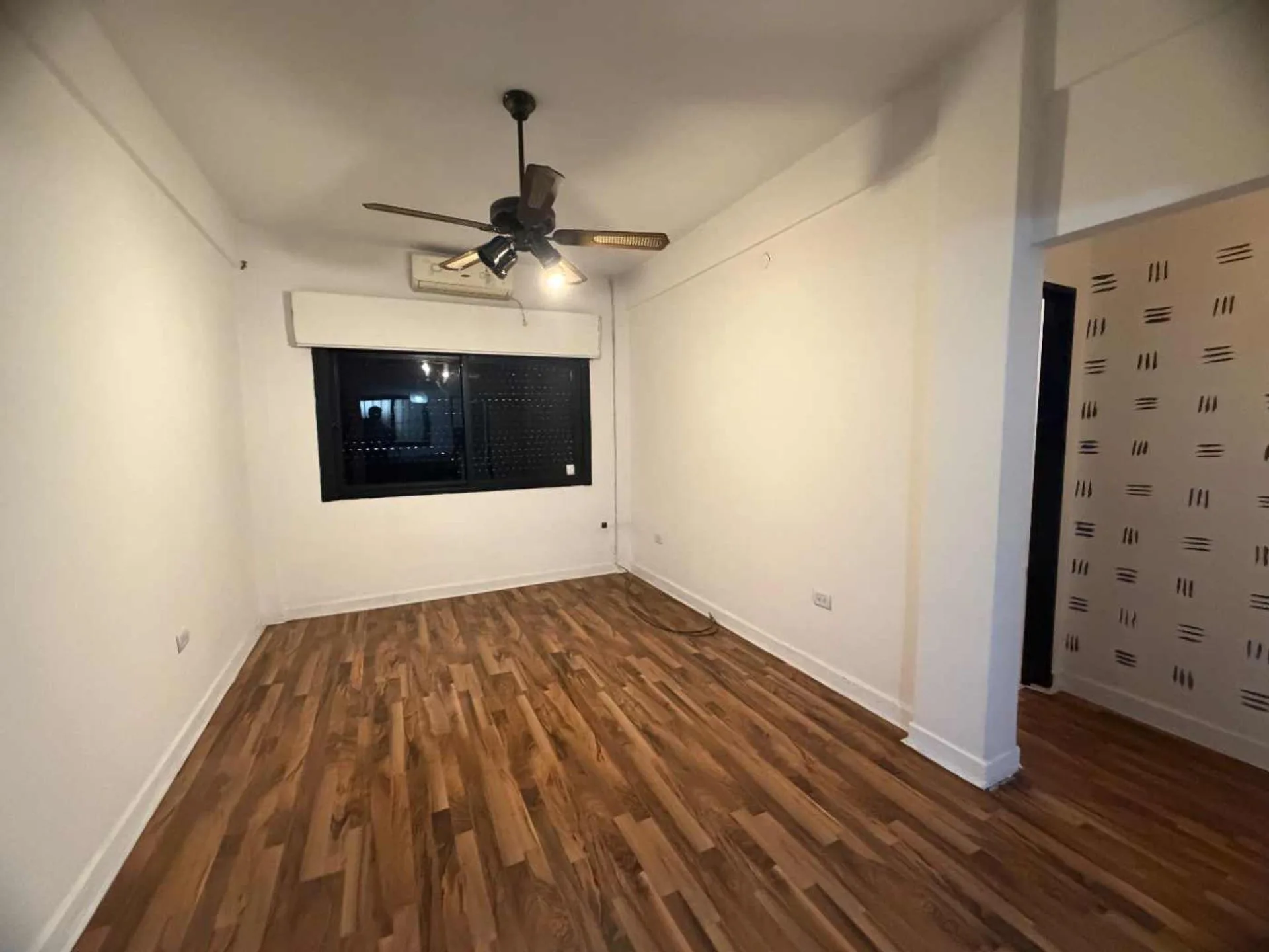 Venta de departamento - José Leon Suarez foto 2