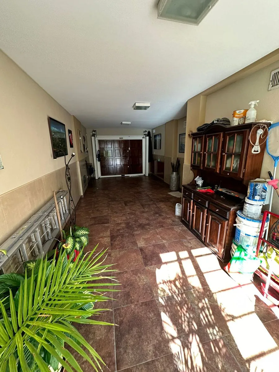 Venta Casa de 5 ambientes con Pileta en Liniers foto 5