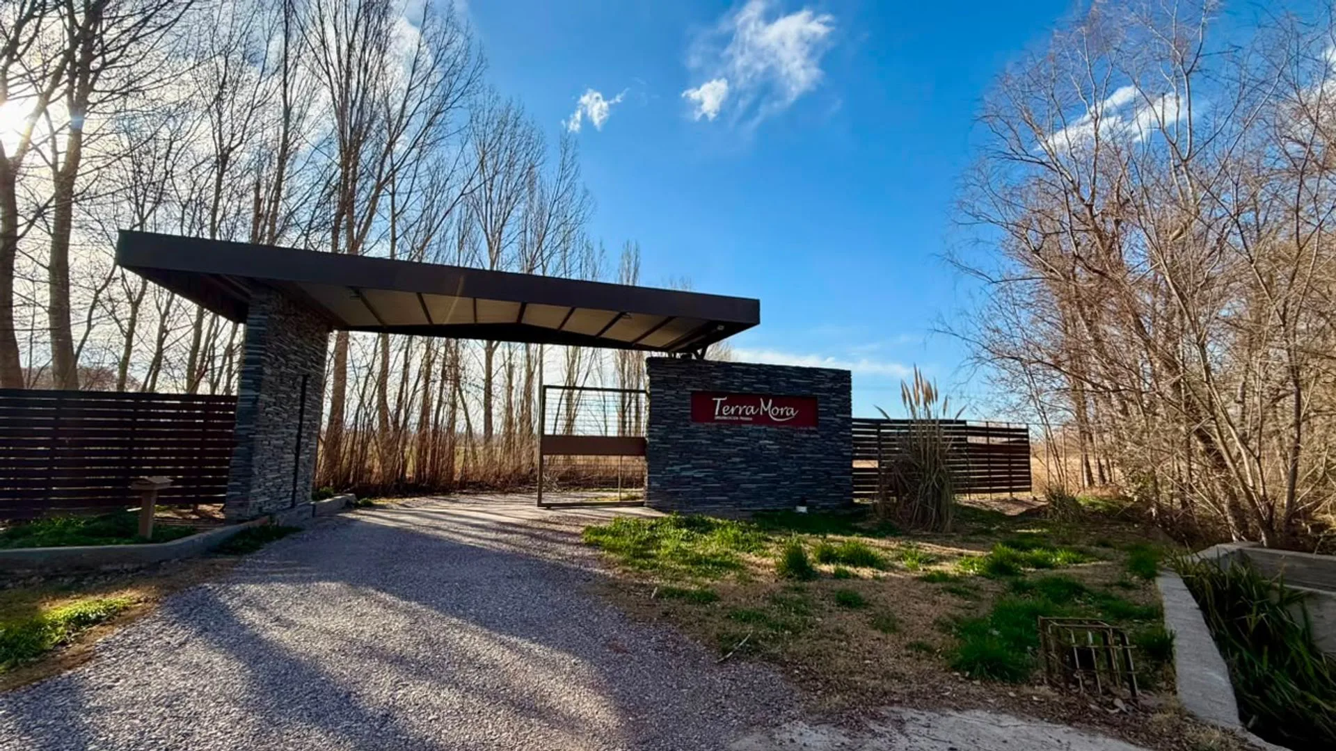 LOTE EN VENTA- TUNUYAN / BARRIO TERRA MORA foto 2