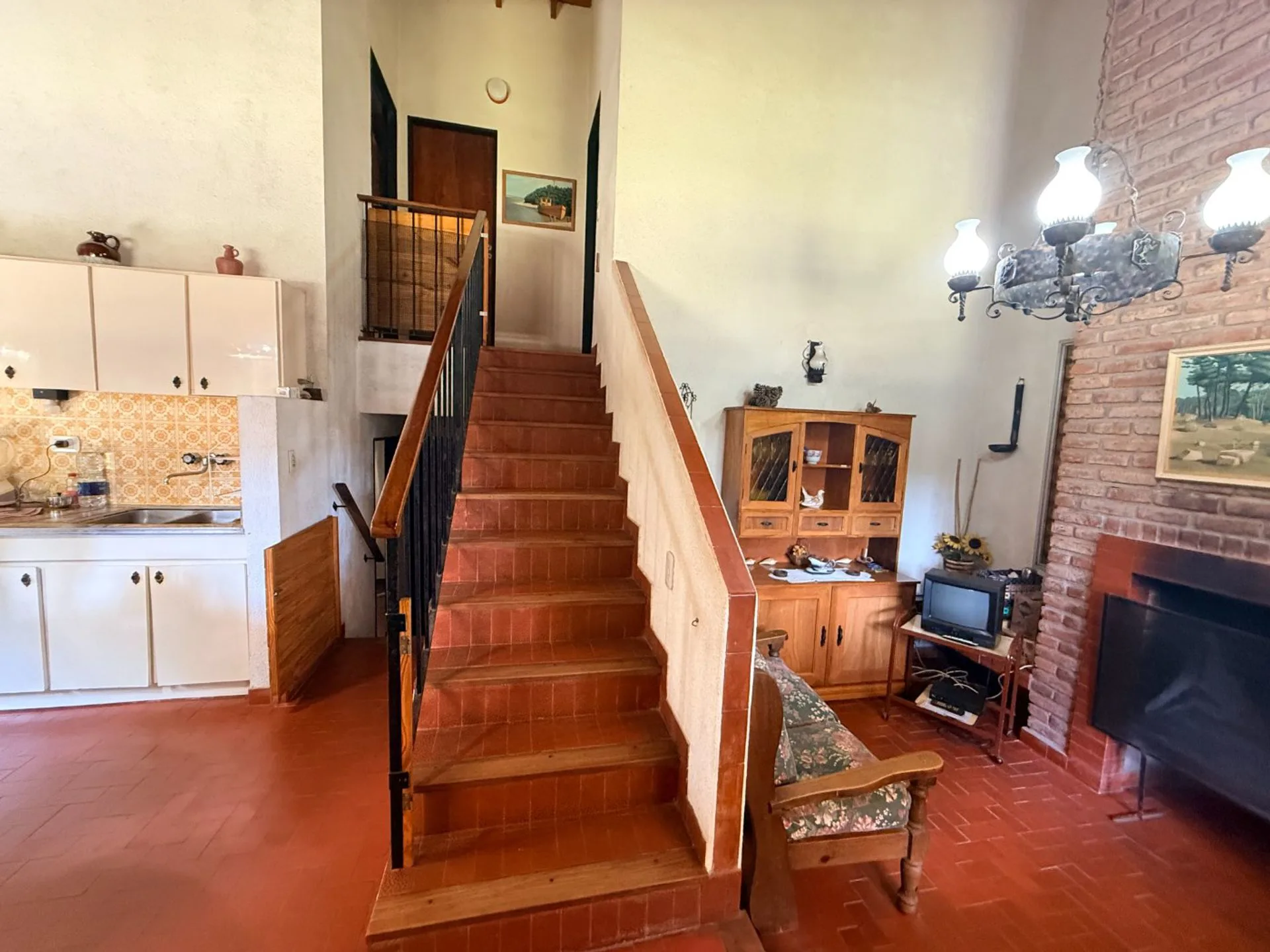 Venta Casa Pinamar Chalet clásico - 4 dorm 2 baños foto 3