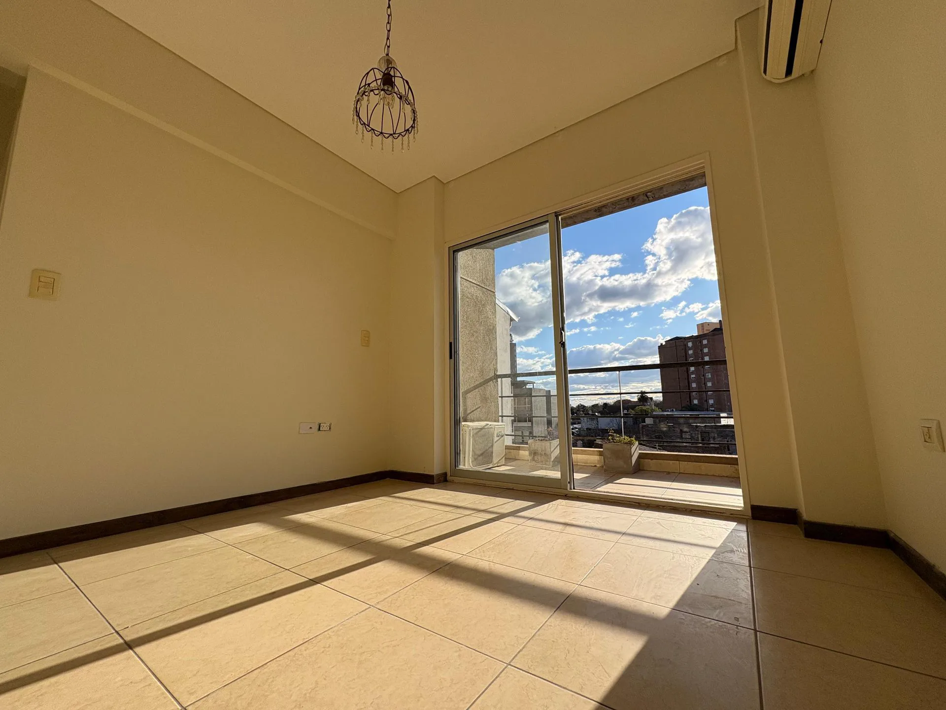 Departamento en venta  2 ambientes Tigre c/ balcón foto 5