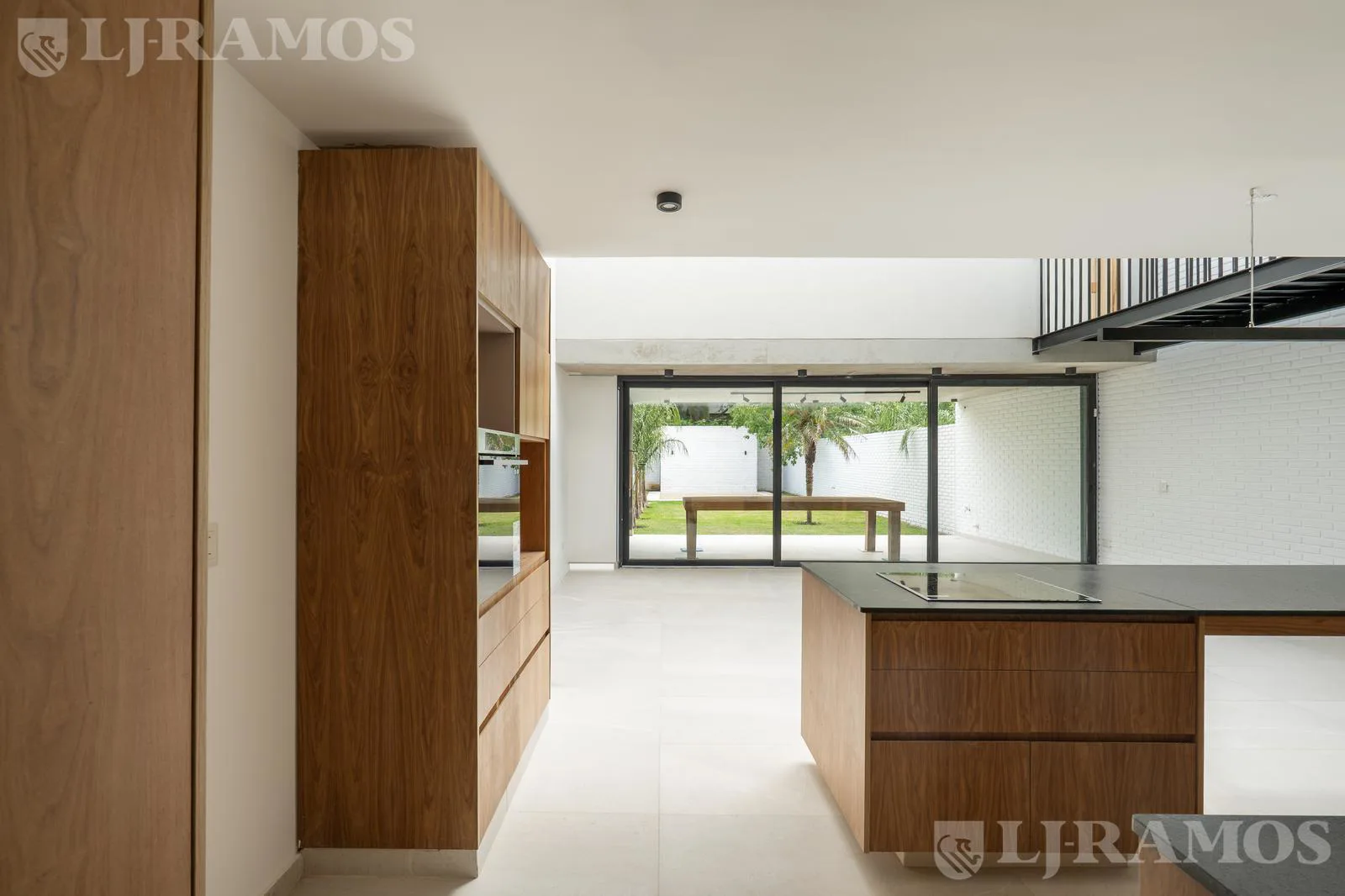 Casa triplex en venta en Béccar foto 4