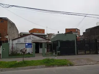 Casa a reciclar de 3 ambientes en Boulogne foto 1