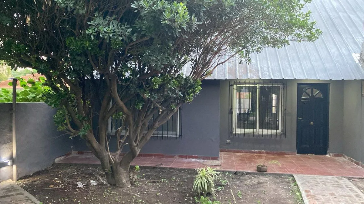 Duplex 4 ambientes con jardin en Tigre foto 2