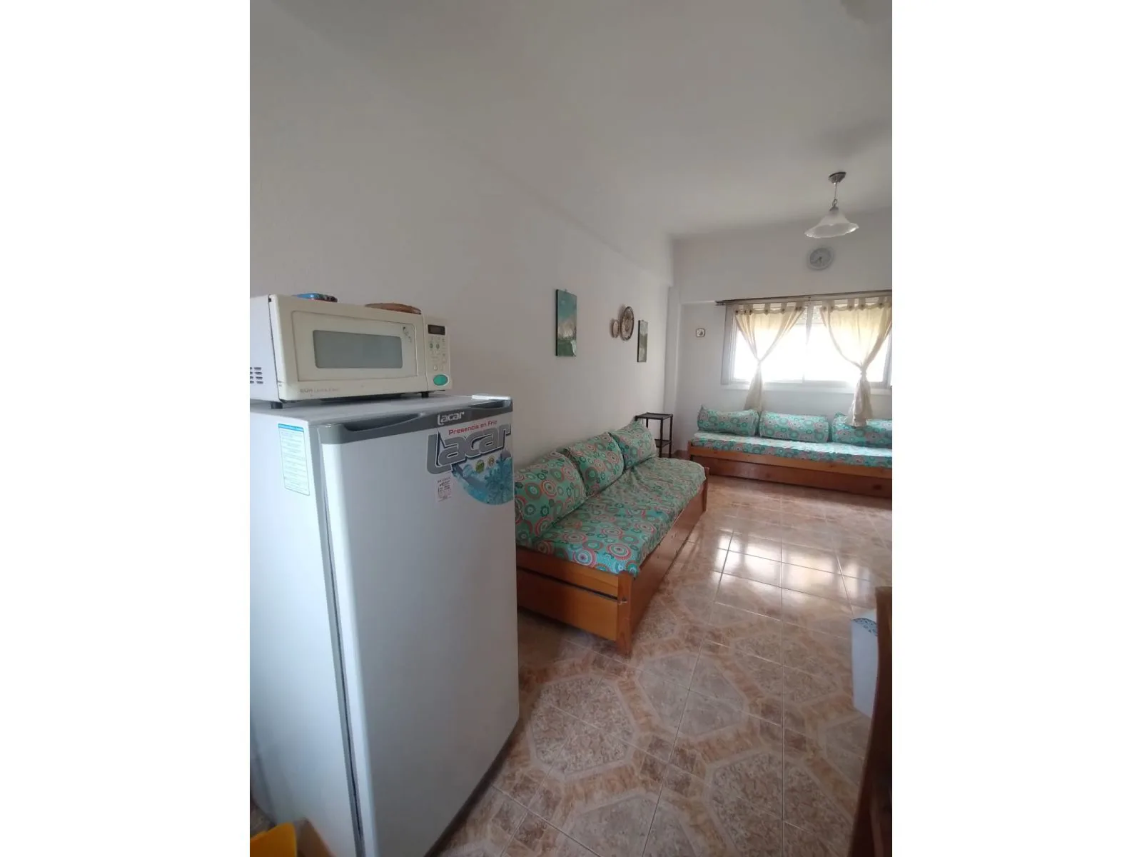 Bright Studio with Terrace Balcony in Miramar, Arenas Building – photo 6 of 12