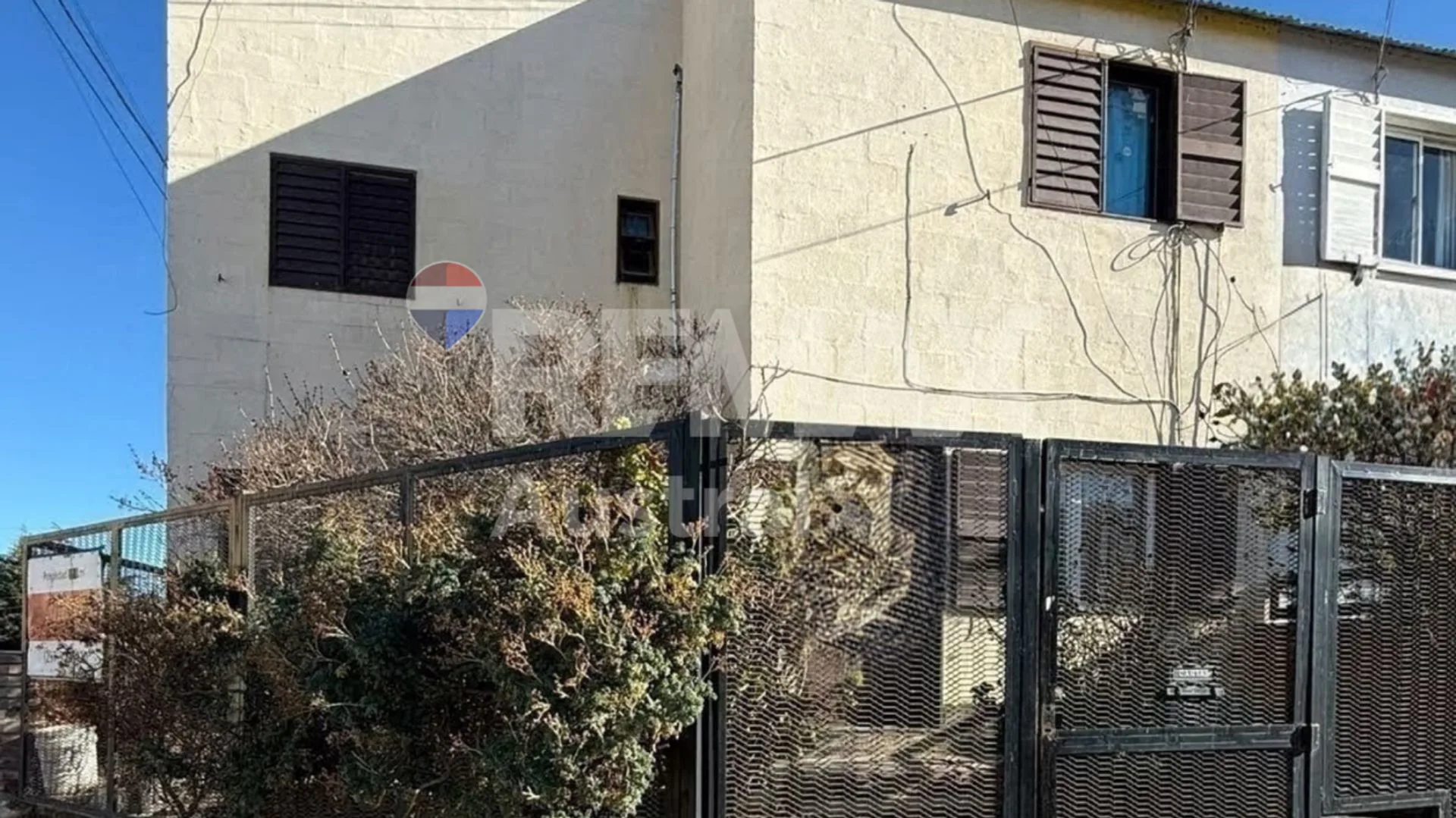 CASA DUPLEX 3 HABITACIONES EN VENTA EN ZONA SUR