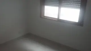EXCELENTE P-H MEDIO DE TRES AMBIENTES REFACCIONADO A NUEVO foto 3
