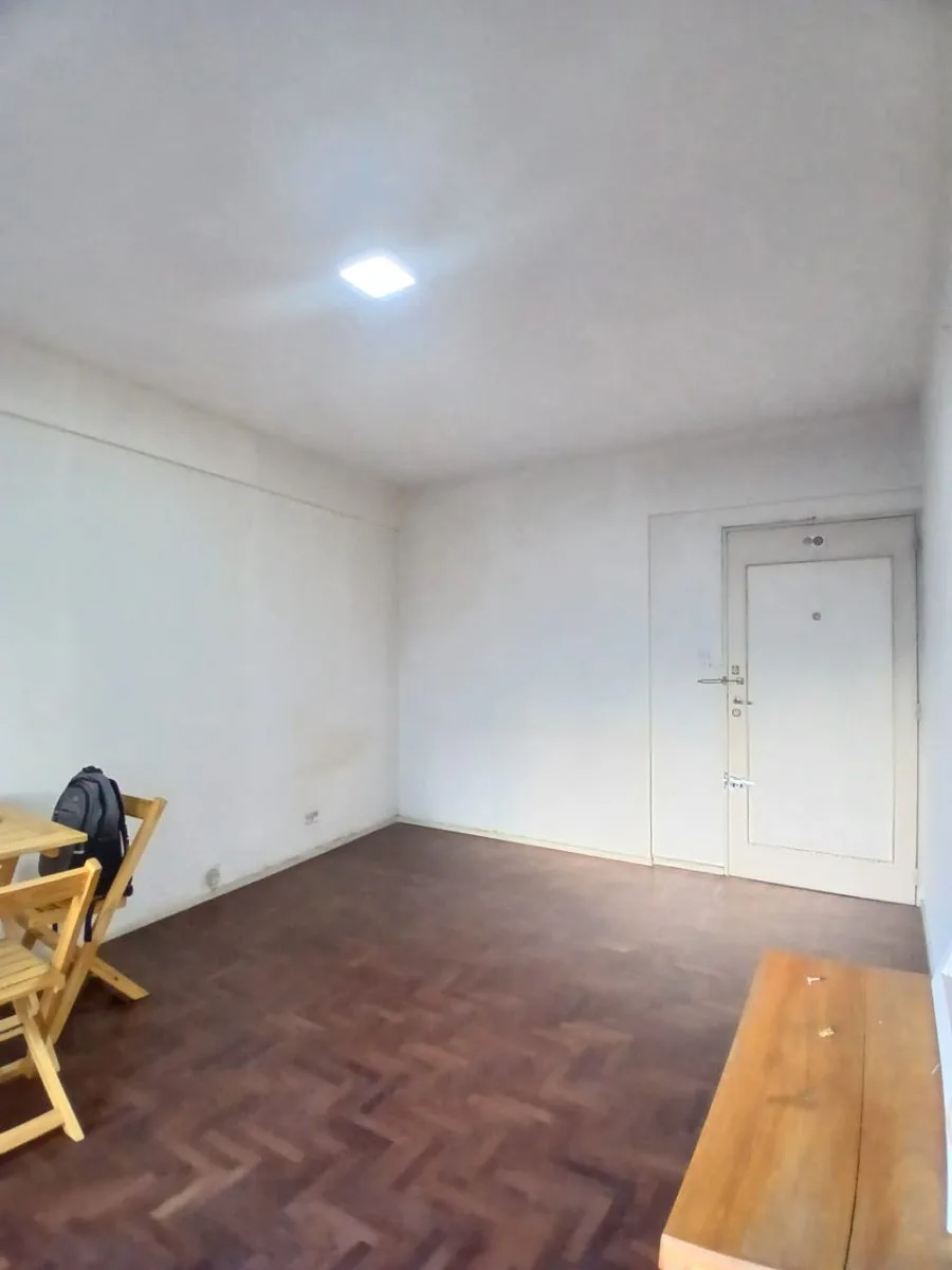 Se vende un departamento monoambiente con balcón al frente - Almagro foto 4