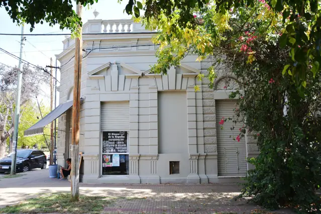Local en venta en La Plata