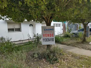 CASA en Venta en Verónica foto 5