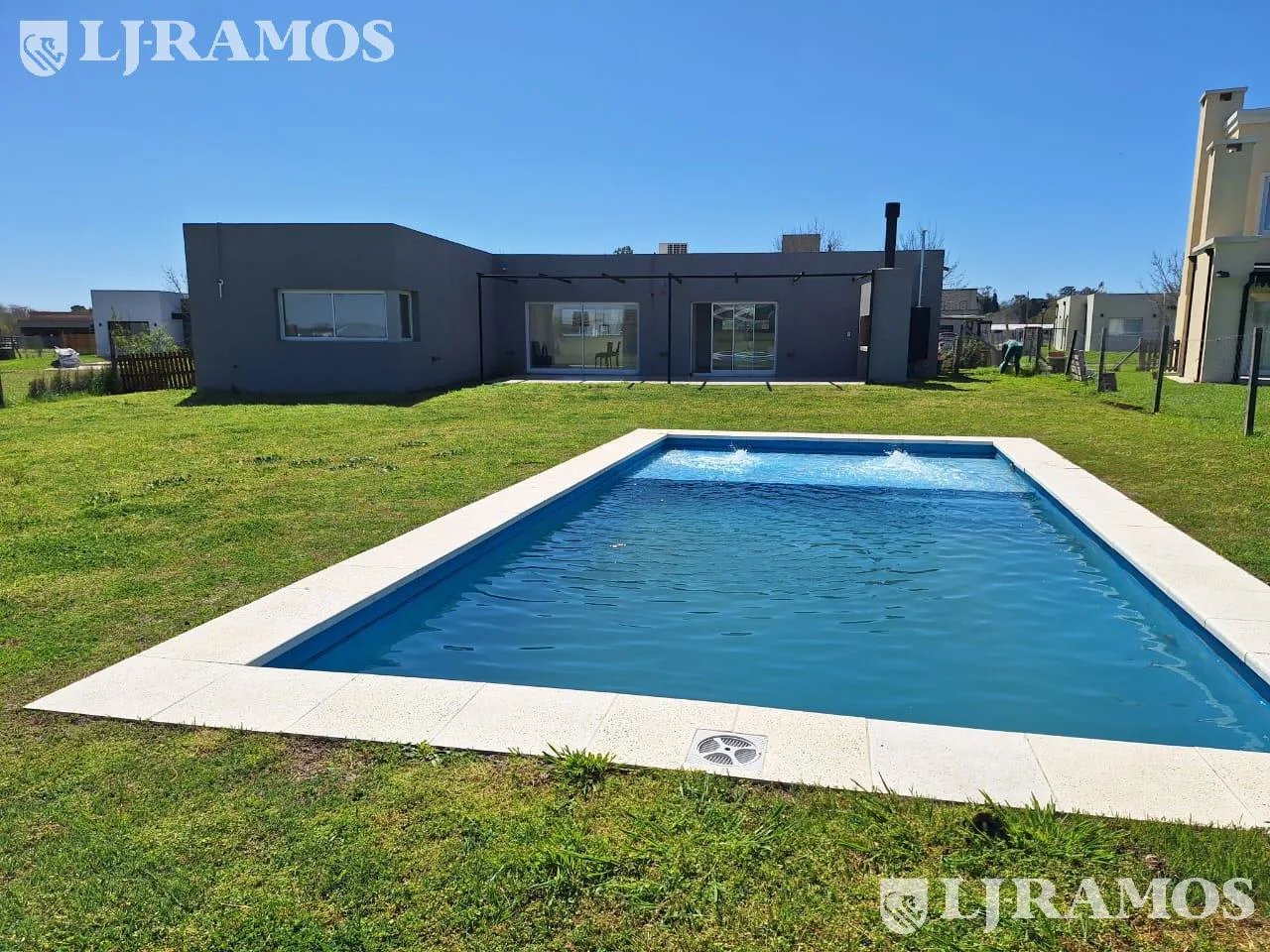 Casa VENTA CON RENTA en San Sebastián A1 FONDO A PULMON VERDE no crédito MB foto 2
