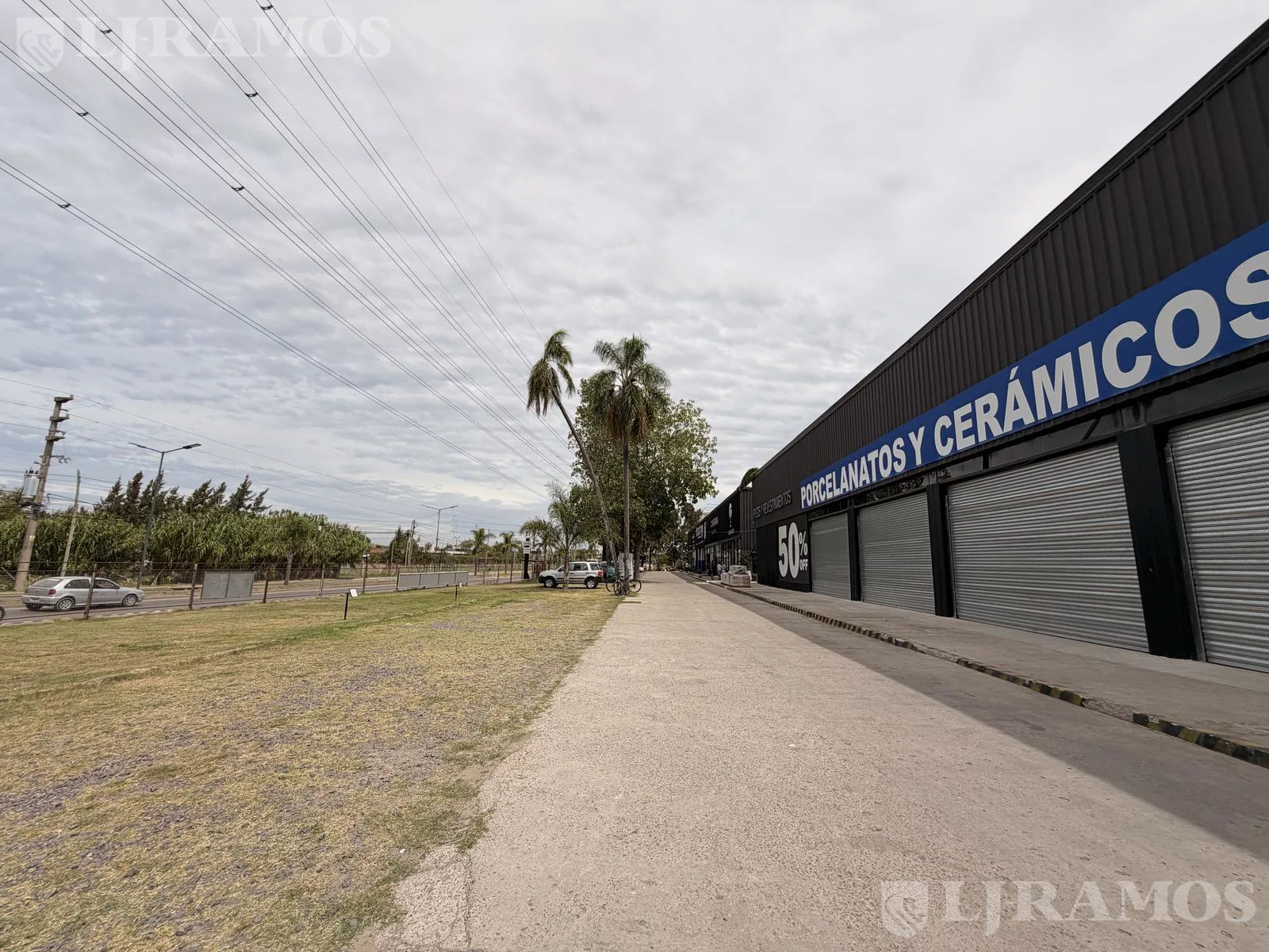 Depósito Comercial de 1000 m2 en alquiler foto 2