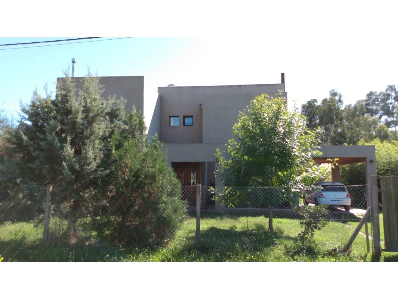 Propiedad en calle Las Calandrias al 400 - Barrio Montemar foto 2