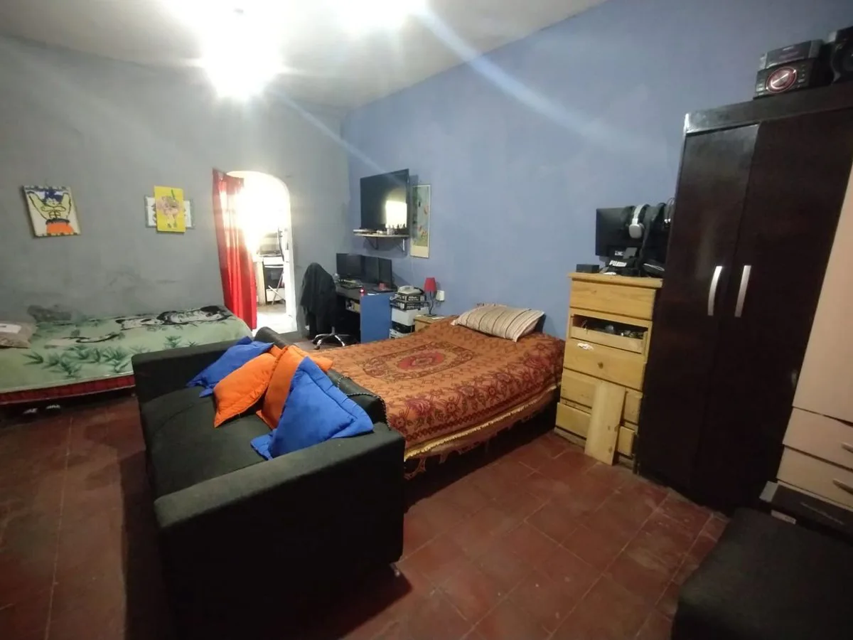 VENTA CASA LAFERRERE foto 3