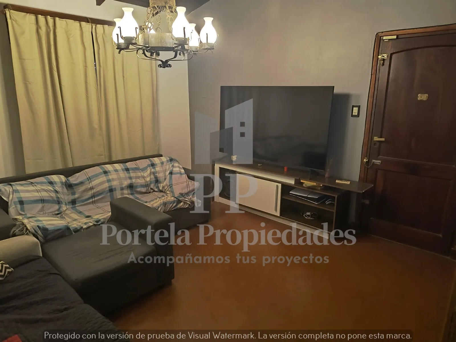 CASA EN VENTA 4 AMBIENTES BARRIO AERONAUTICO foto 2