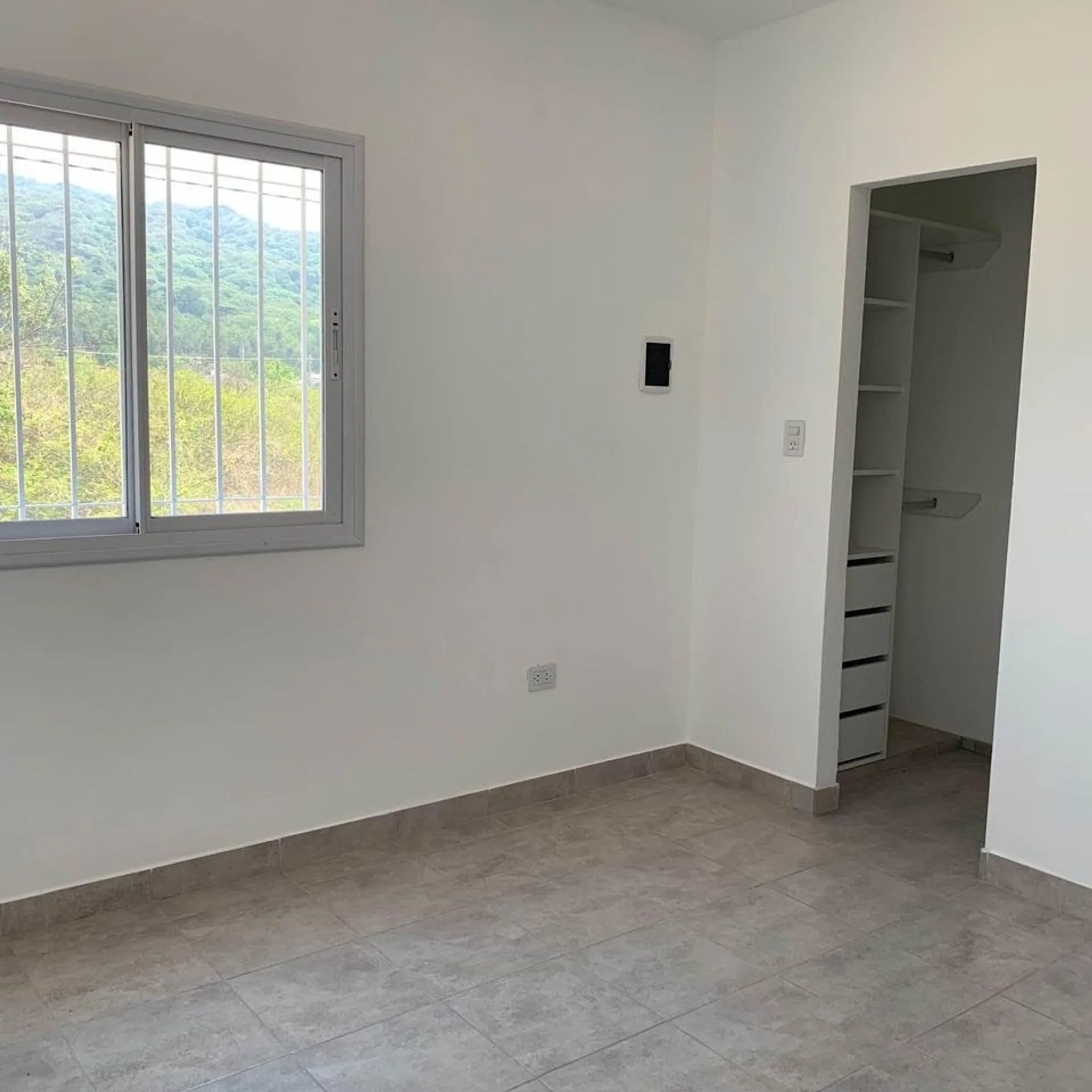 VENTA CASA DUPLEX B° LOS PERALES - 2 DORMITORIOS foto 3
