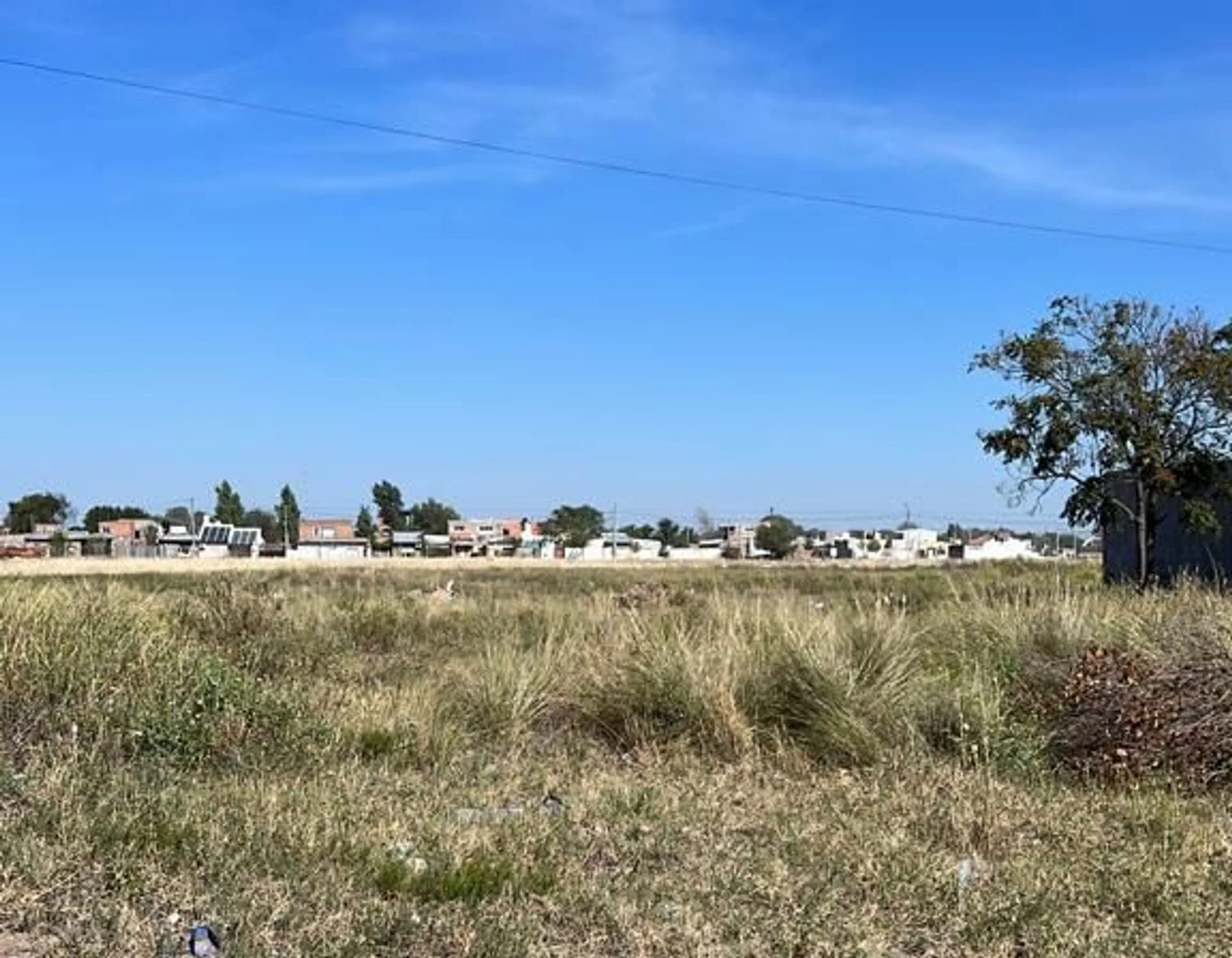VENTA LOTE ESTOMBA 3000 foto 2