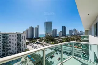 19380 Collins Av #PH-6 19300 foto 2