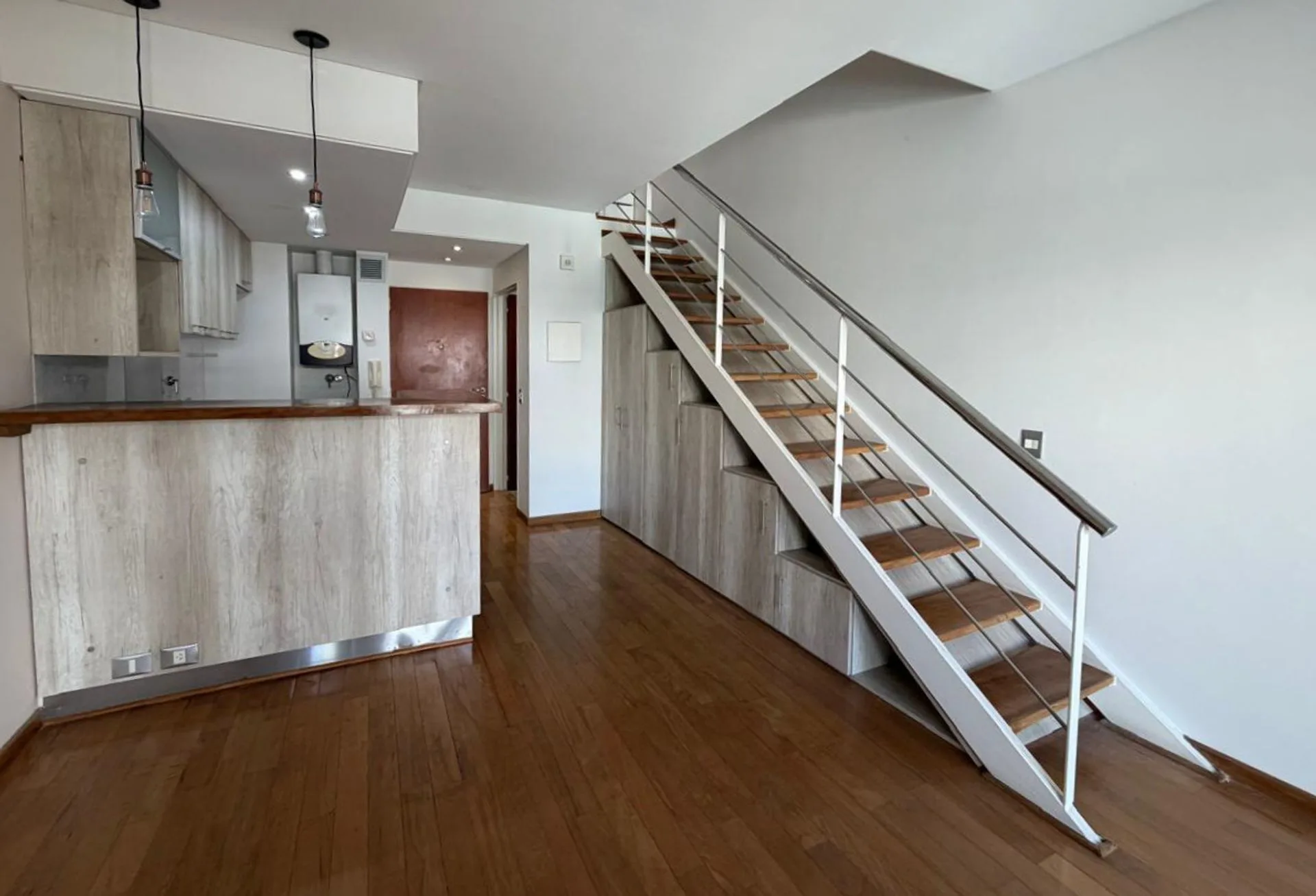 VENTA DUPLEX 2 AMBIENTES C BALCON. PILETA-GYM-SUM foto 2
