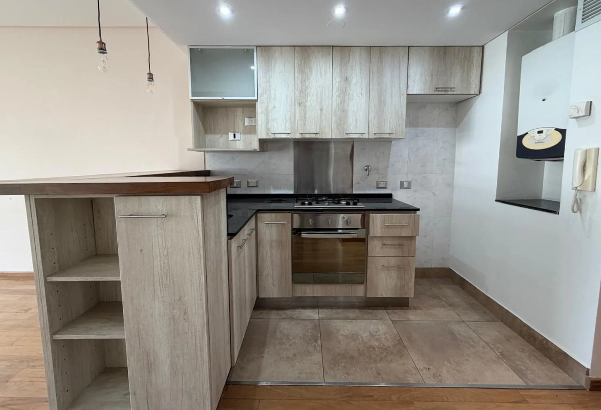 VENTA DUPLEX 2 AMBIENTES C BALCON. PILETA-GYM-SUM foto 4