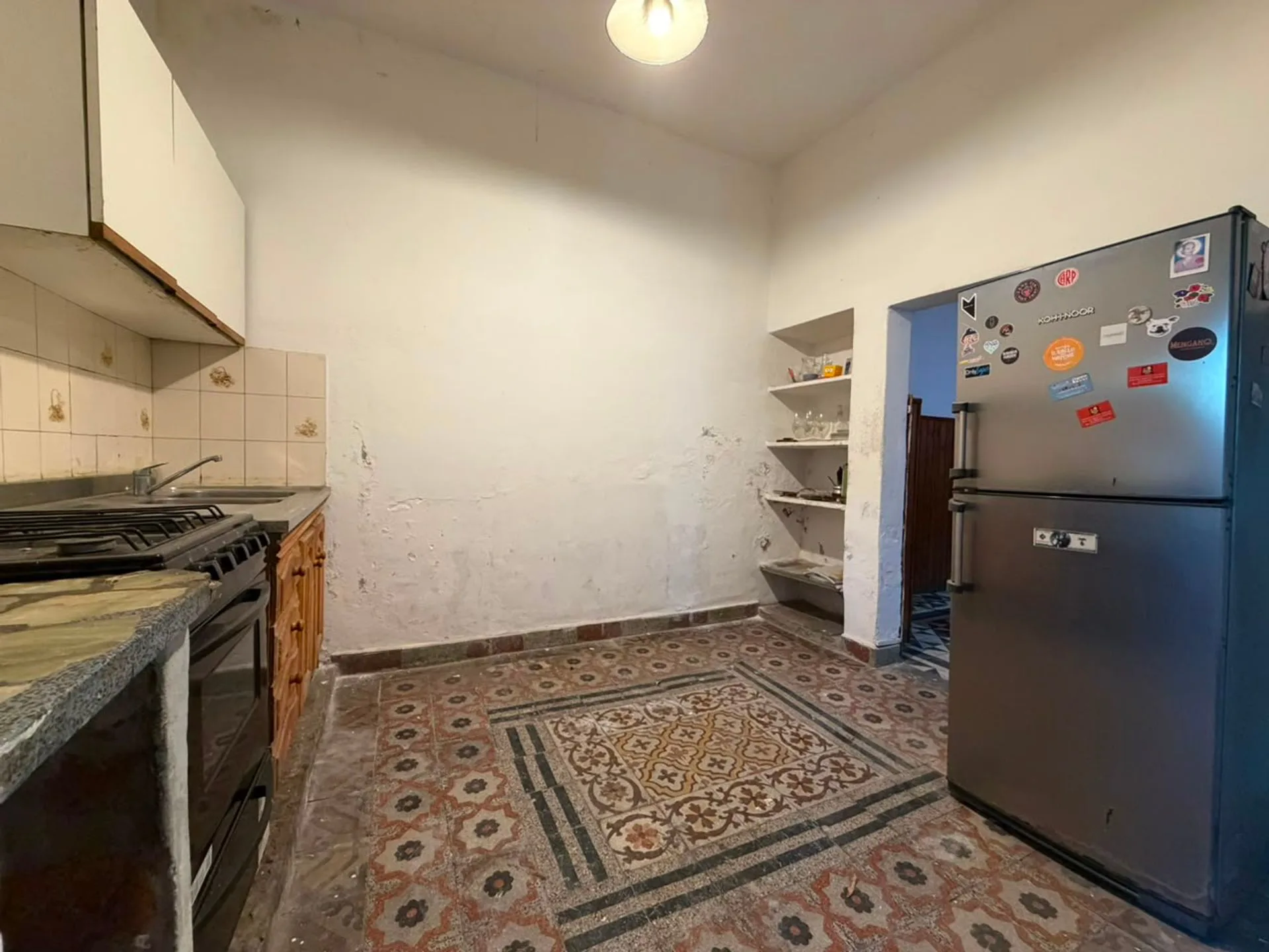 CASA EN VENTA A REFACCIONAR- PERMUTA foto 3
