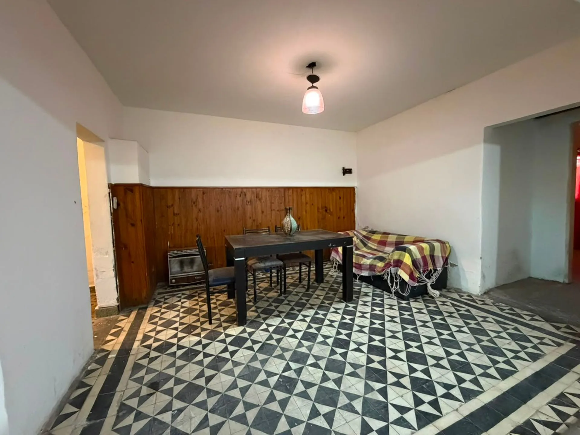 CASA EN VENTA A REFACCIONAR- PERMUTA foto 4
