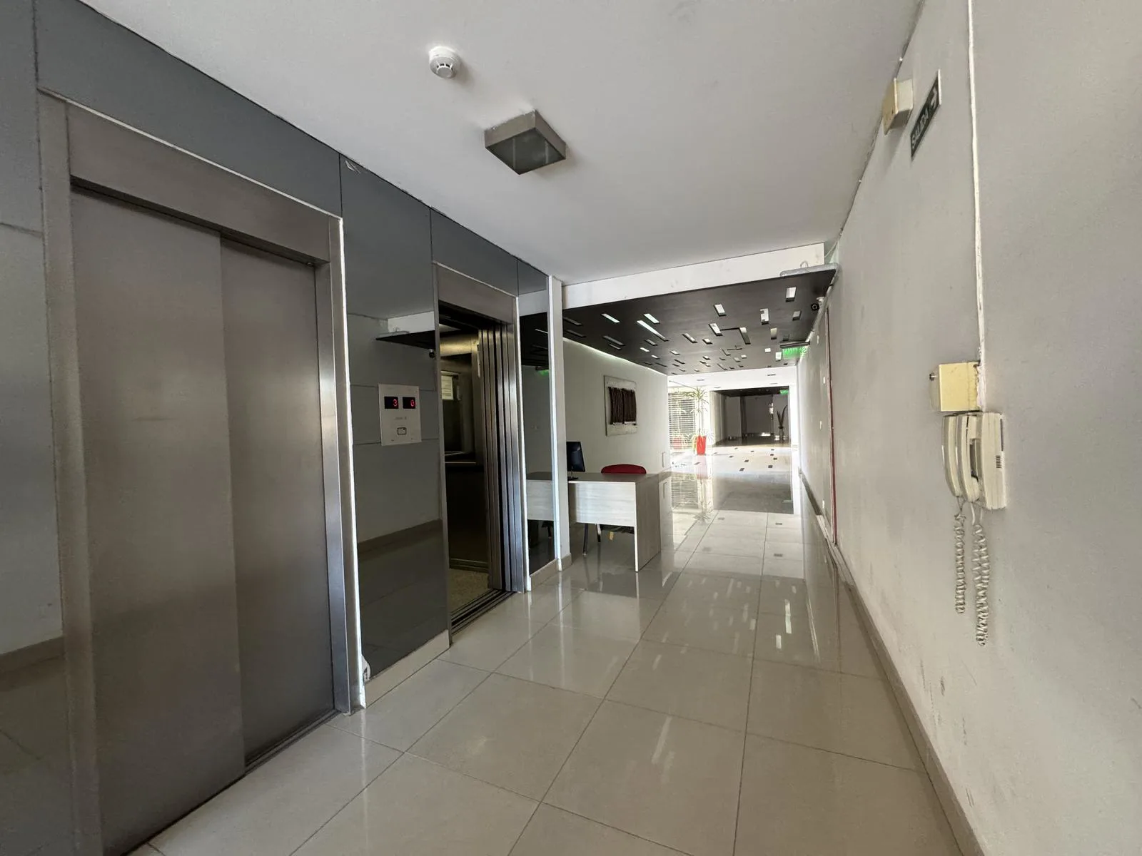 GENERAL PAZ Departamento en venta 1 dormitorio con balcon al Norte foto 3
