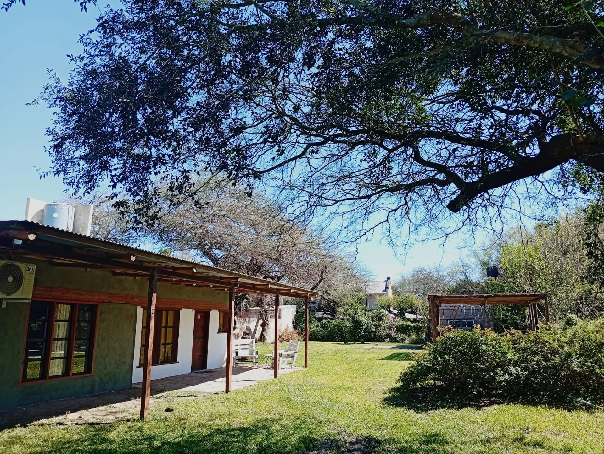 VENTA CASA QUINTA A METROS DEL RIO foto 2