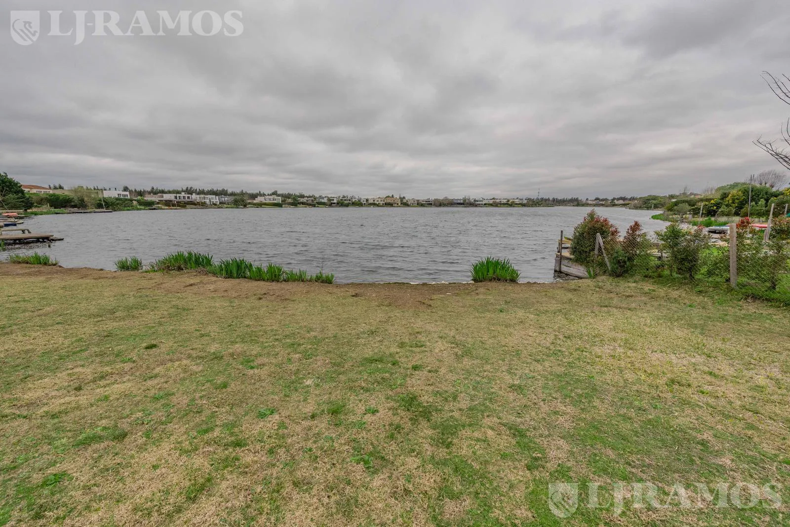 Lote de 1033 m2 a la laguna en venta en SANTA TERESA foto 2