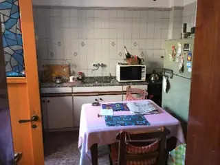 Burzaco - Departamento  en PH de 2/3 ambientes - Sin Expensas!. con posibilidad de construir - Muy seguro - Céntrico -rec a Nuevo- APTA CREDITO!!! foto 3
