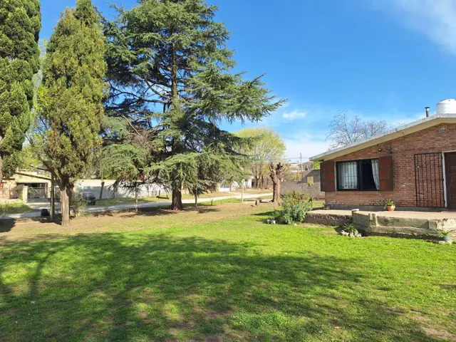 VENTA CASA 2 DORM ALTA GRACIA 818M2 A REFACCIONAR