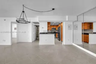 10350 W Bay Harbor Dr #8F 10300 foto 4