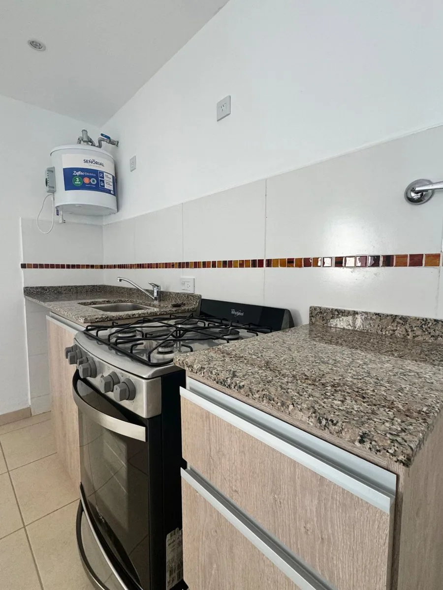 VENTA DPTO 1 DORM.G.PAZ 947 A ESTRENAR C/ASCENSOR foto 4