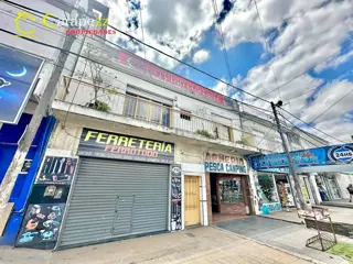Venta Departamento 3 Amb Apto Profesional en Loma Hermosa foto 2