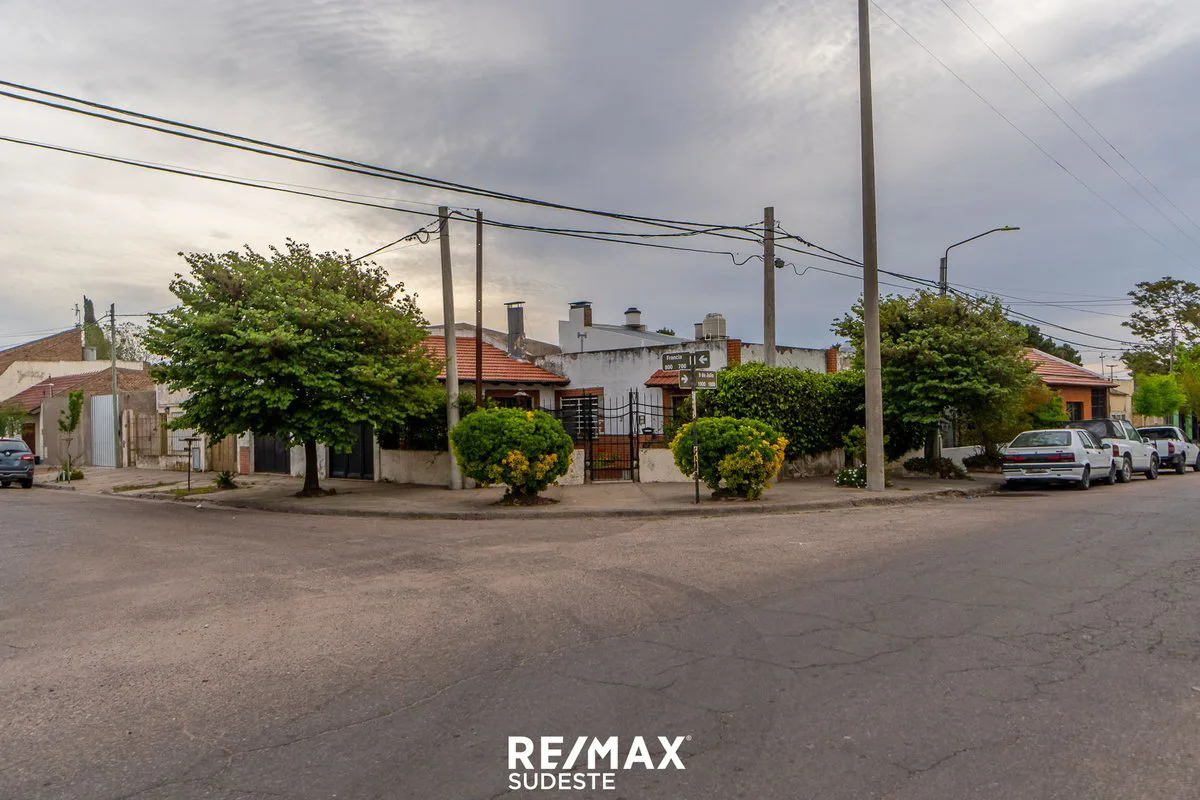 VENTA CASA APTA CRÉDITO 3 DORMITORIOS BARRIO KM5 foto 2