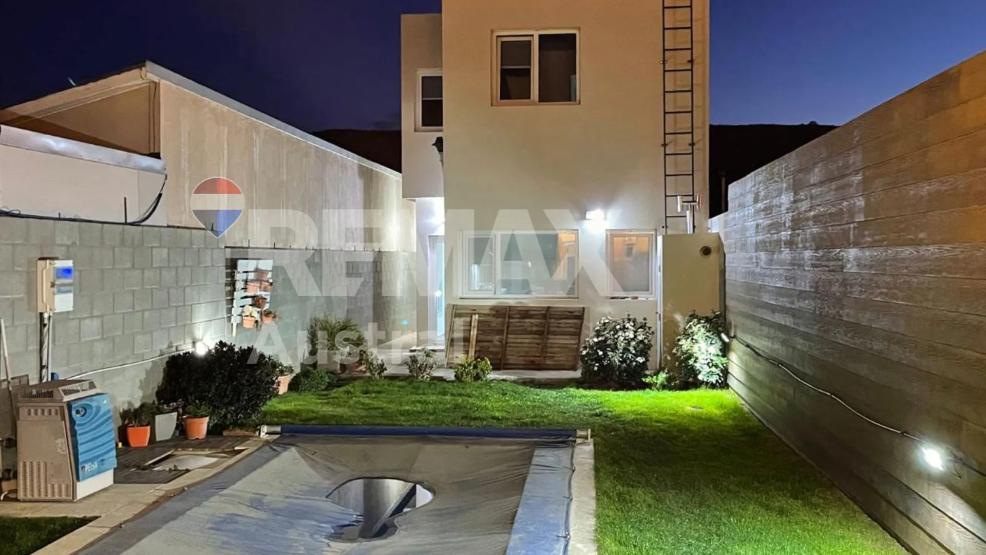 CASA 3 DORMITORIOS RADA TILLY QUINCHO Y PILETA foto 2