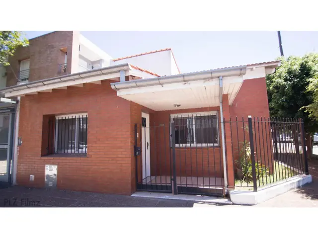Olivos Barrio Golf, ubicación estratégica muy buena propiedad varios destinos!!!!