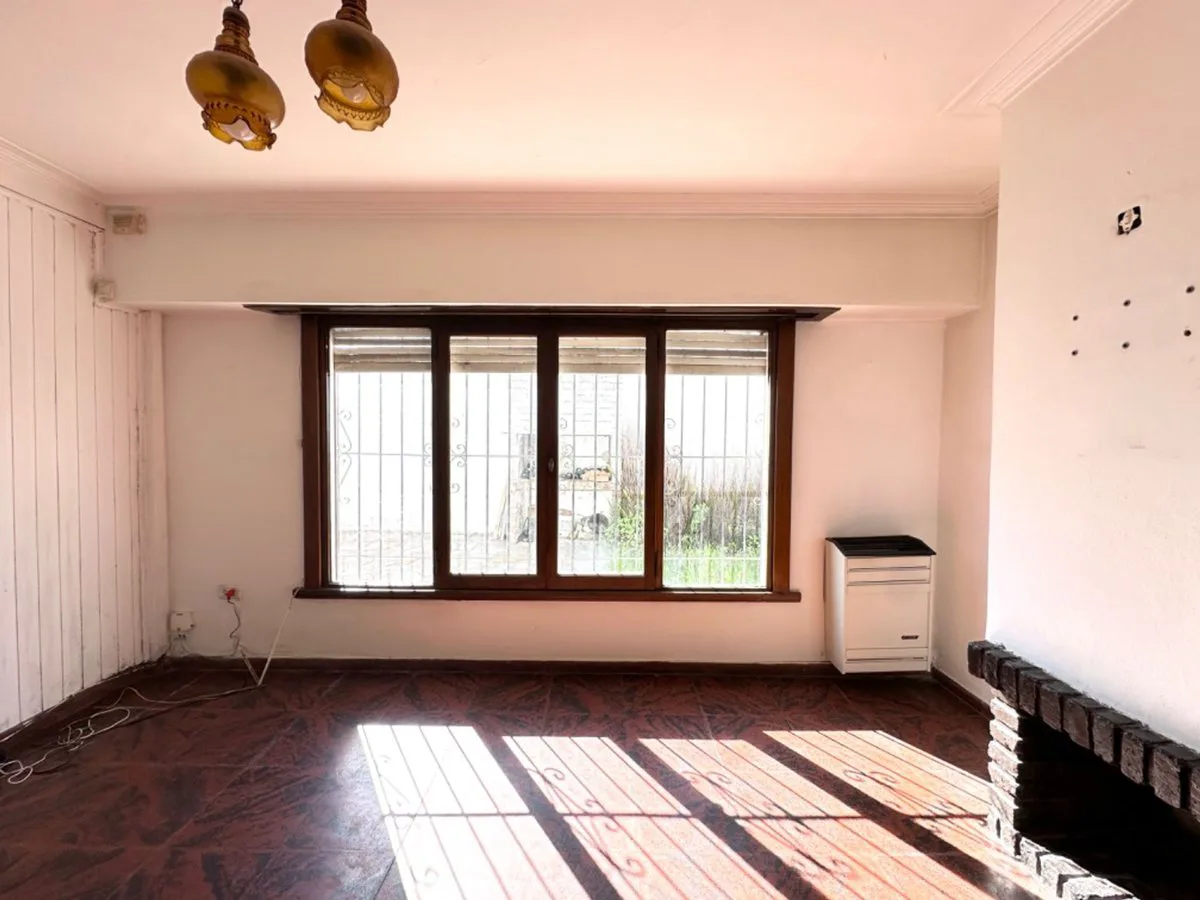 venta ph 3 ambientes con cochera y patio