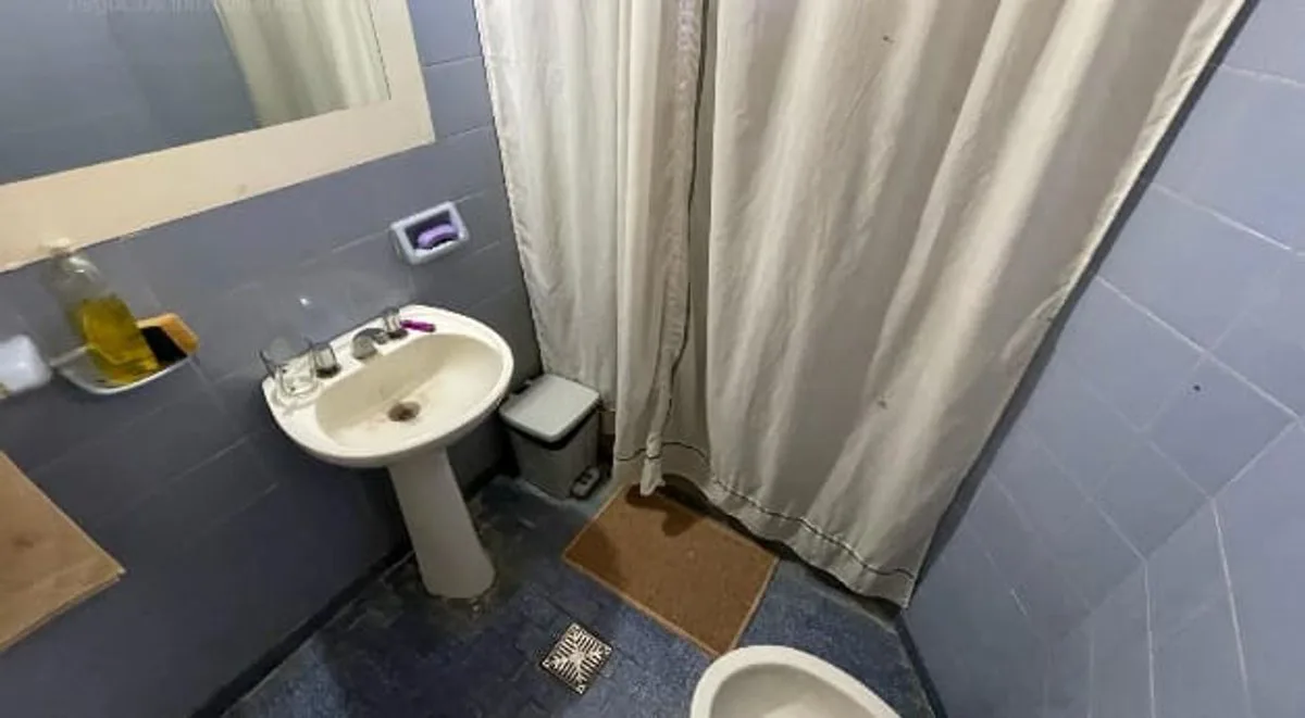 CASA DE 4 AMB, VENTA POSIBLE CONSULTORIO EN PADUA foto 3