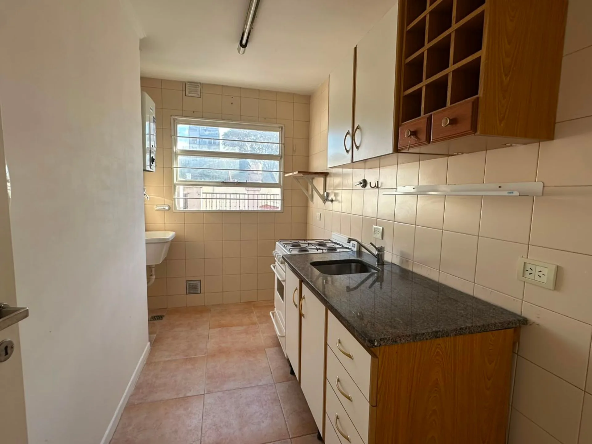 VENTA DEPTO DOS AMB. EN VILLA URQUIZA. CON PATIO foto 3