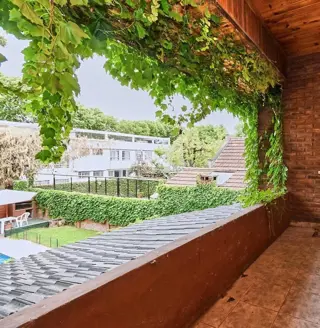 Venta Excelente Chalet C/ Parque, Quincho y Piscina - Boulogne foto 5