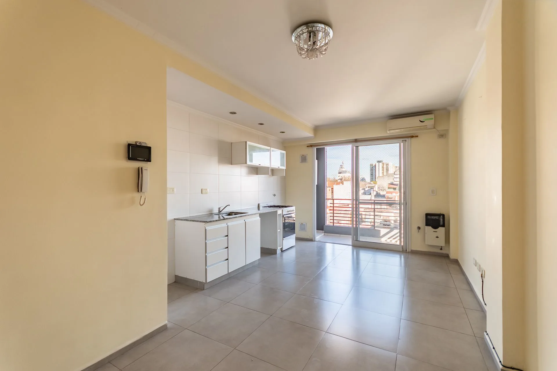 VENTA DPTO MONOAMBIENTE C/BALCON - V. DEL PARQUE foto 2
