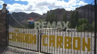 ESTANCIA CAÑADÓN CARBÓN – 13.236 HECTÁREAS foto 1