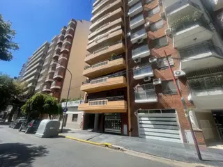 VILLA LURO TERRENO PREMIUM PLENO BOULEVARD RAMÓN L FALCÓN A 50 M DELAPLAZA LOS ANDES foto 5
