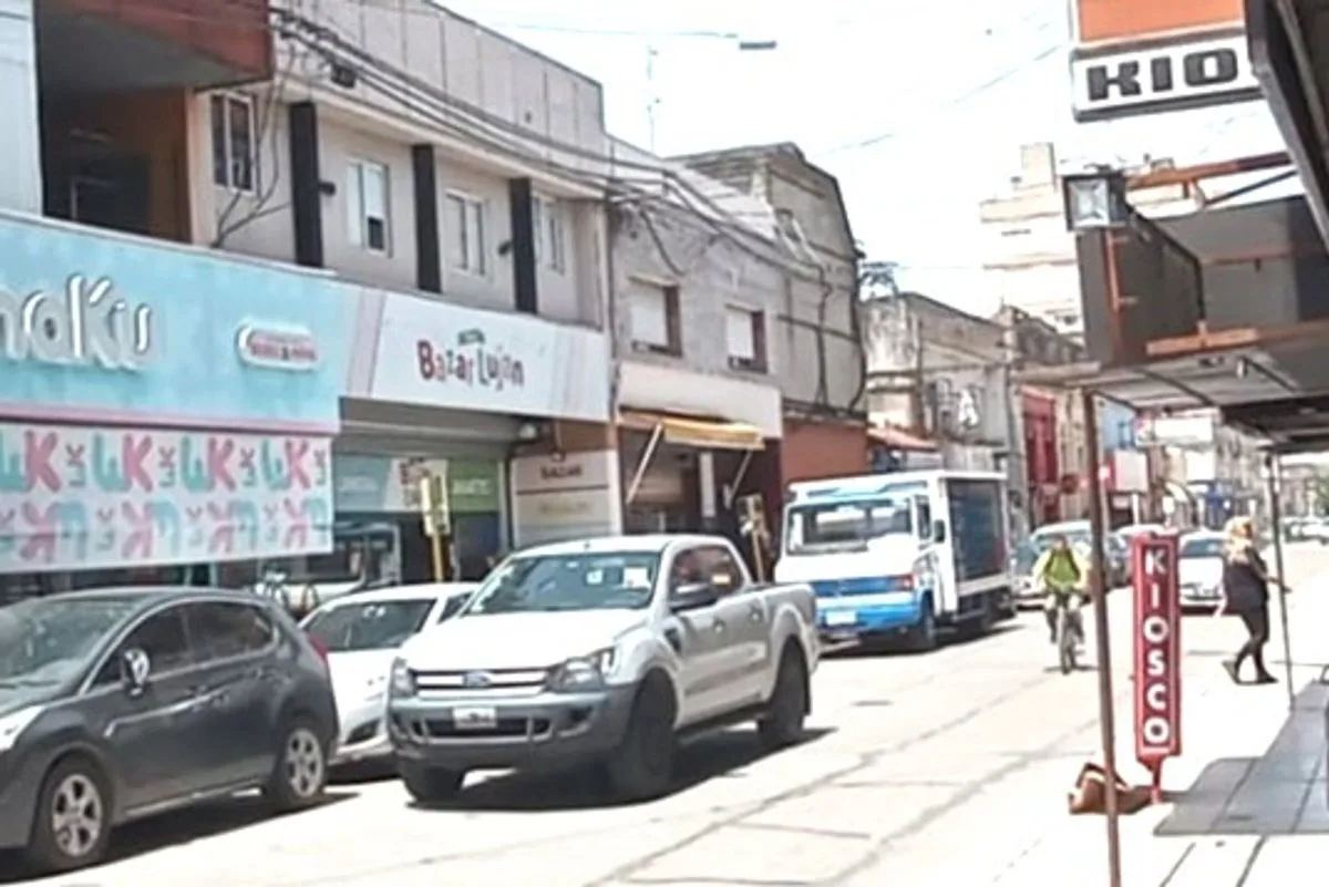 ALQUILER LOCAL EN LUJAN ZONA NORTE foto 5