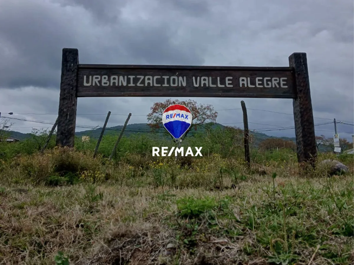 VENTA DE TERRENO EN LOTEO VALLE ALEGRE - 979 M2