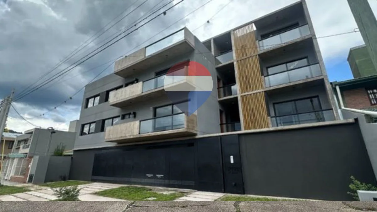 VENTA DEPARTAMENTO TIPO DUPLEX B° LOS PERALES