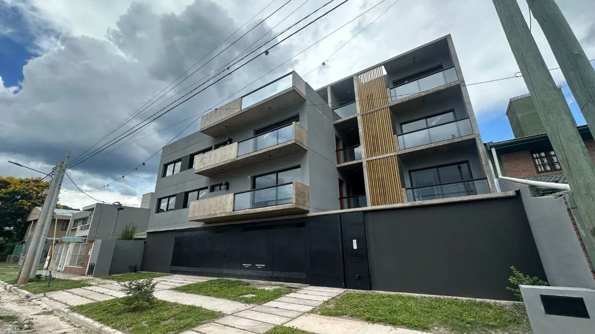 VENTA DEPARTAMENTO TIPO DUPLEX B° LOS PERALES foto 2