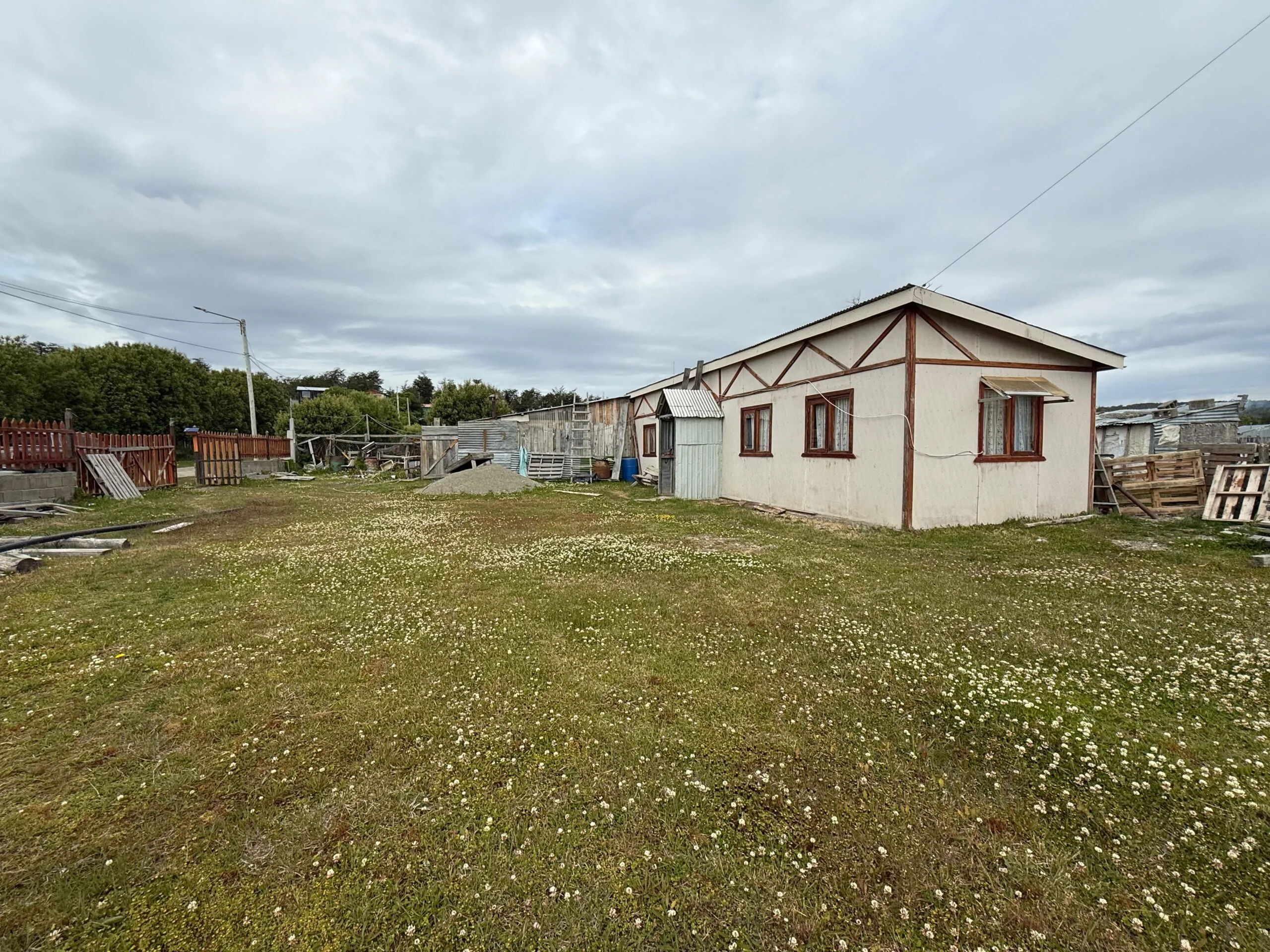 VENTA – CASA – TOLHUIN foto 3